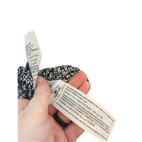 Abercrombie & Fitch Women's Black Chunky Knit Cardigan Size M Open Front - Picture 3 of 4